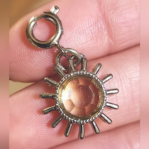 Anthropologie Lot Of 6 Mixed Media Charms - Picture 7 of 7